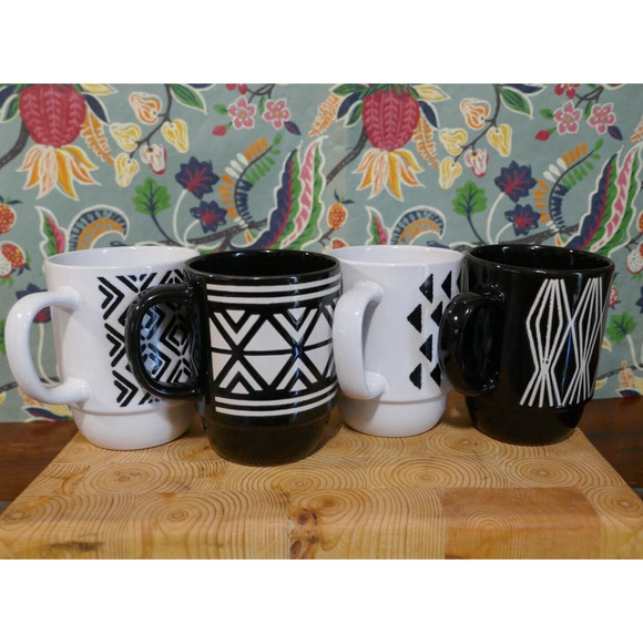 Boston Warehouse 4 Stackable Coffee Tea Mugs Cups Black White Geometric Pattern - Picture 13 of 16